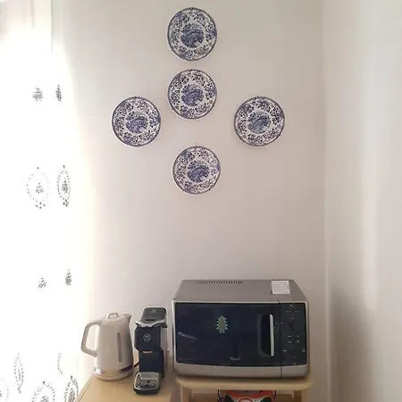 Gabry's Three-bedroom Big Near Center & Train Station To Pisa And Florence & Ferries To Sardegna Corsica Apartment Livorno