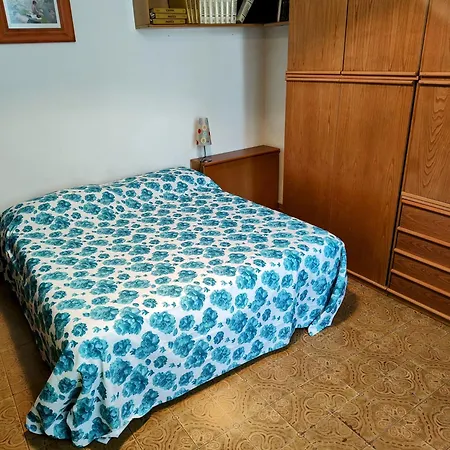 Gabry's Three-bedroom Big Near Center & Train Station To Pisa And Florence & Ferries To Sardegna Corsica Apartment